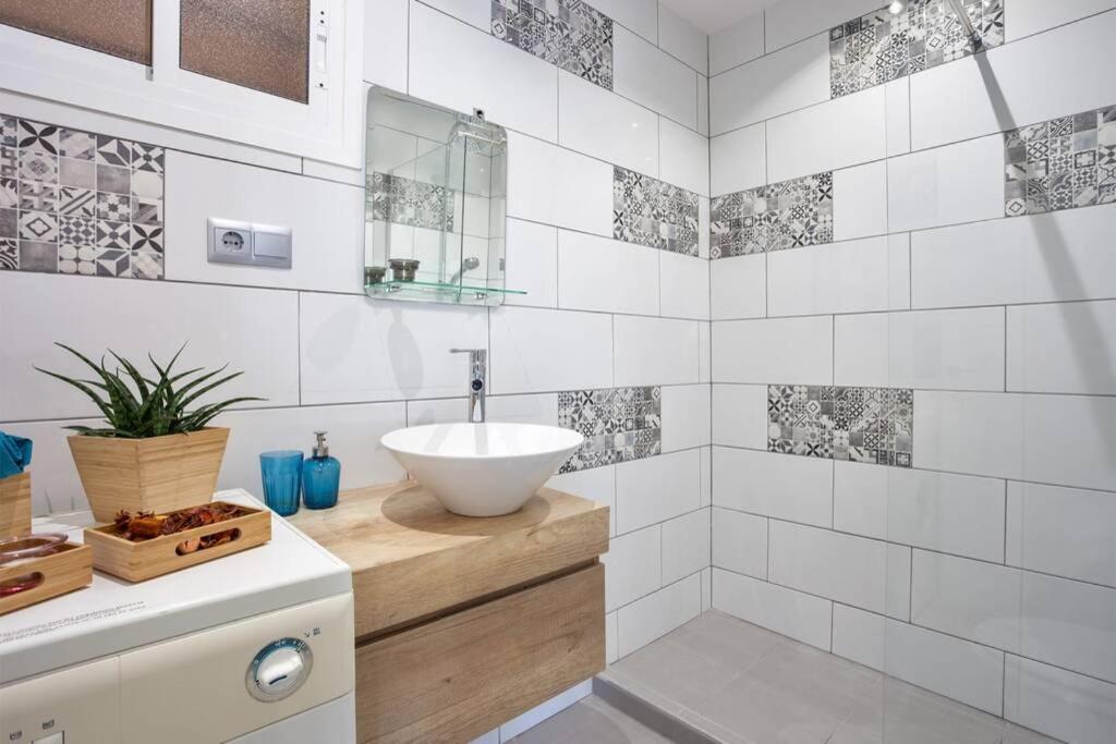 Puertosol 33 - 2 Bed Apartment, Beach Puerto Marina Benalmádena Eksteriør billede